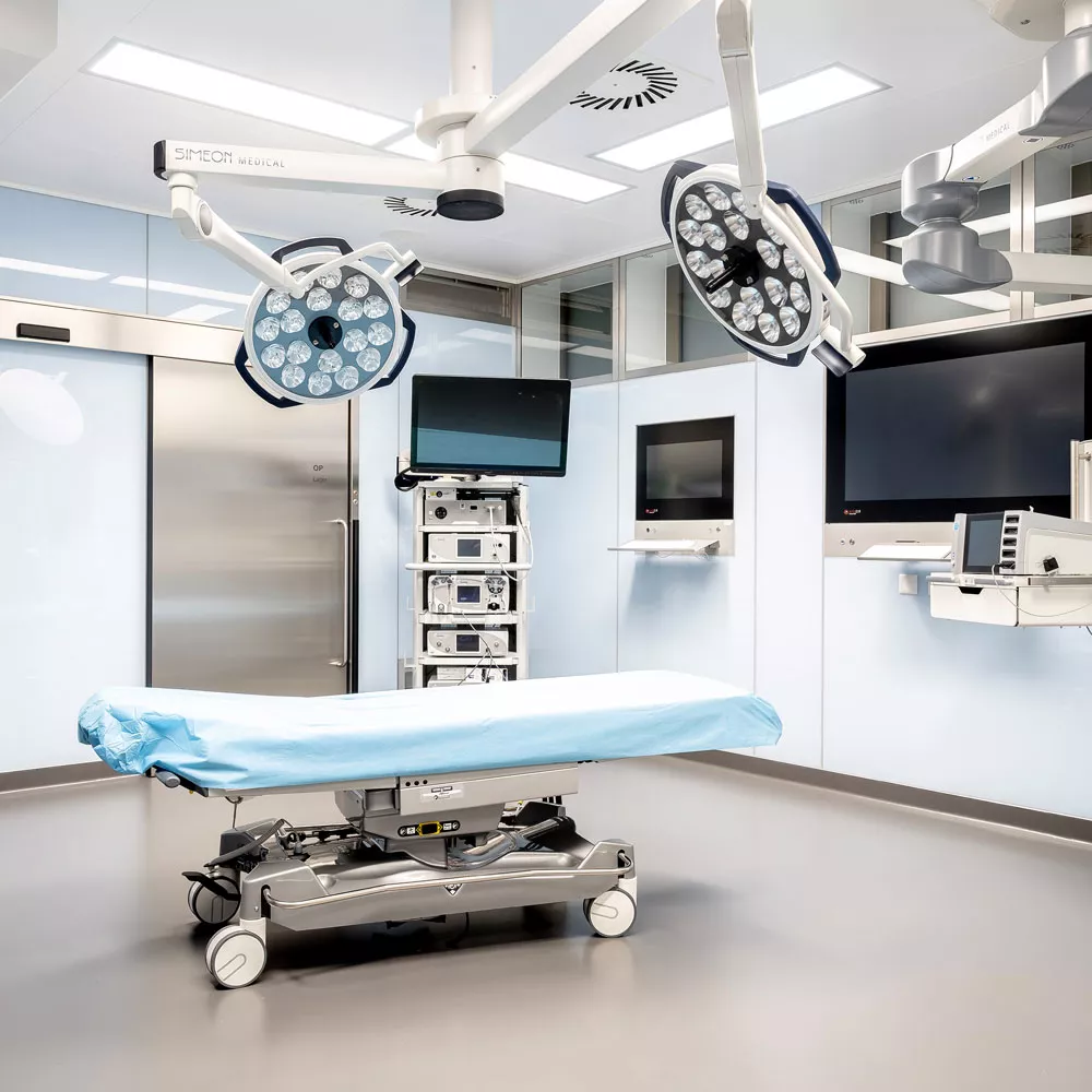 Mobiles OP Tisch System bei Seechirurgie