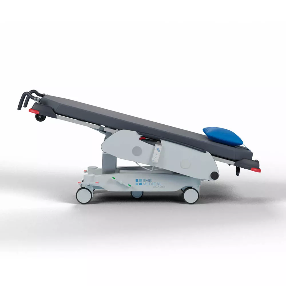 Clavia Behandlungsliege in Trendelenburg Position