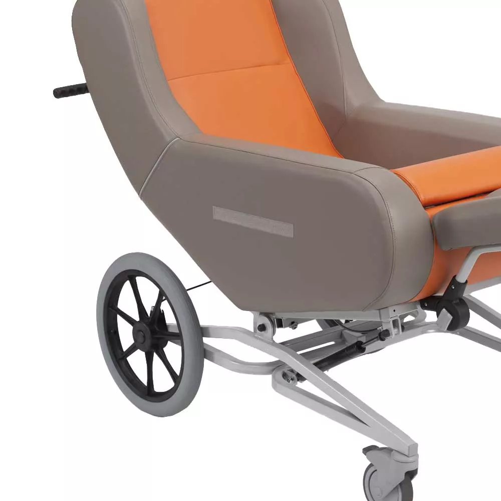 Pflegesessel Doris Plus optionale Outdoor Raeder