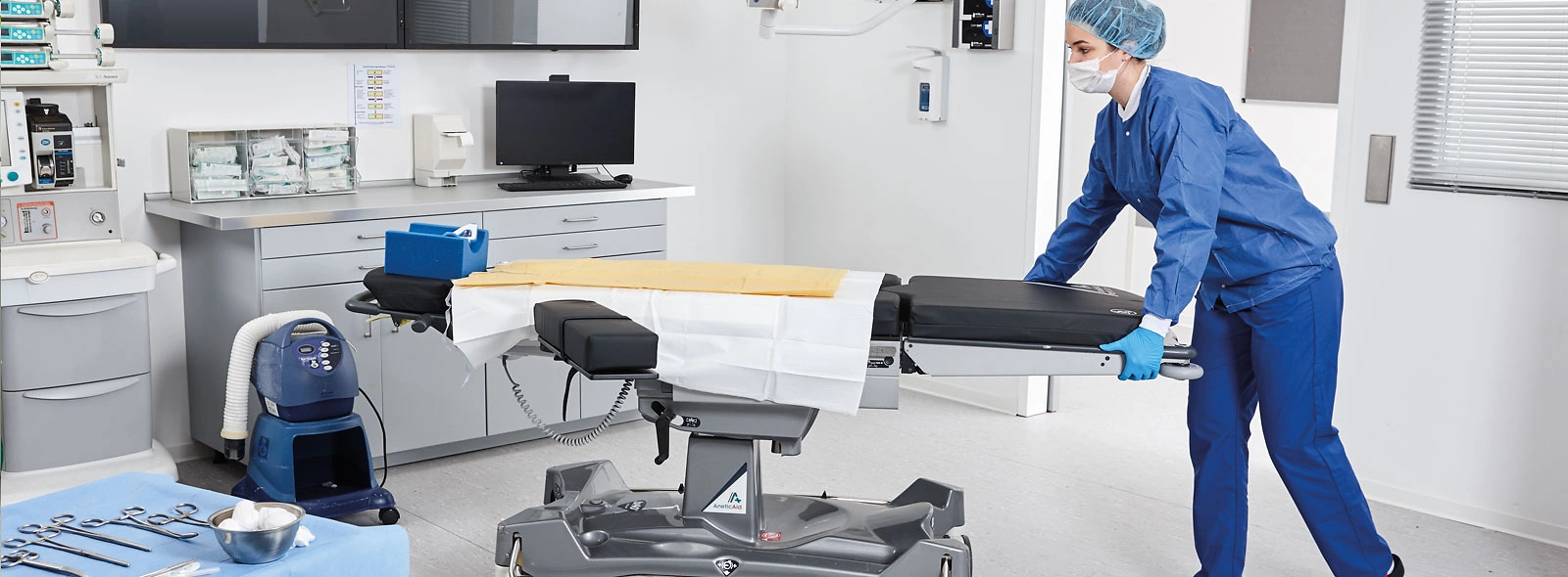 ZG40 mobiler OP Tisch und Patiententransportliege fuer ambulante Operationen